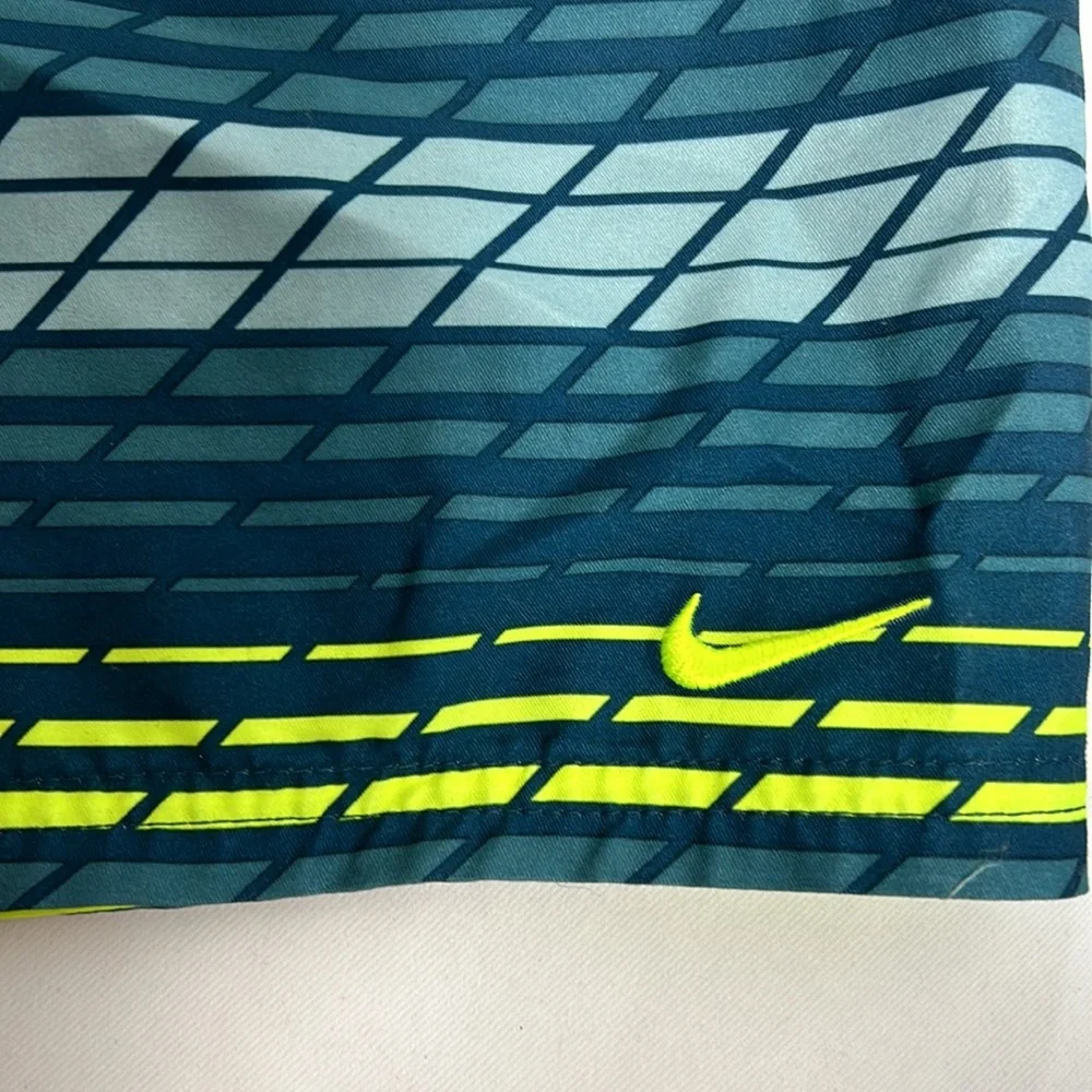 Nike Men’s 2X Size XXL Blue Yellow Lined Baggies Swim Shorts Beach Surf Wear